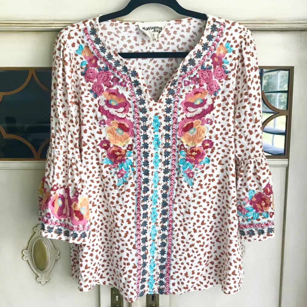 EUC Savanna Jane Embroidered Top | Size Small